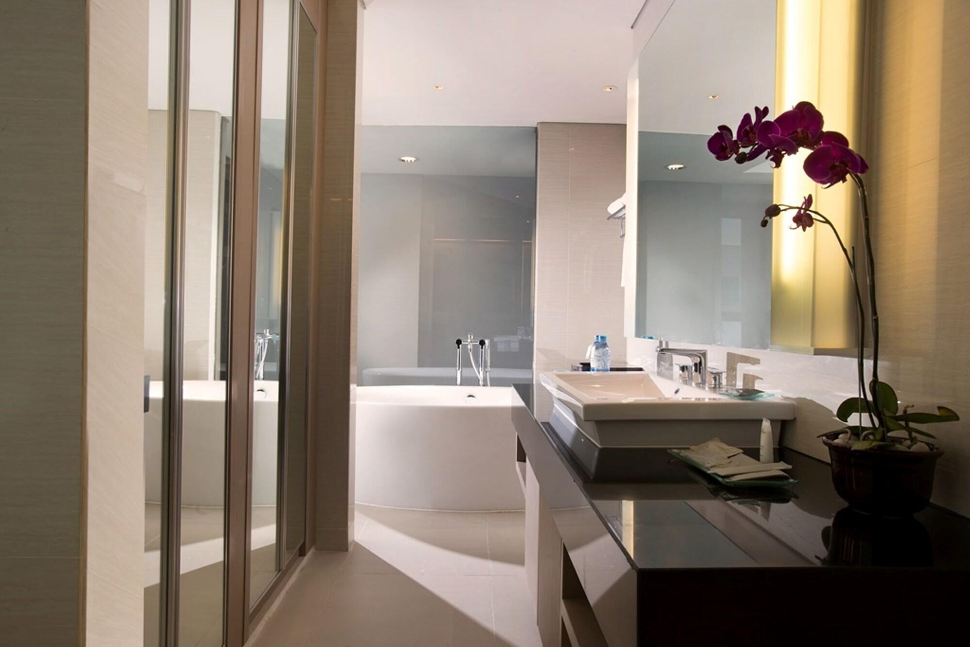 Hotel Santika Premiere Hayam Wuruk Jakarta Ngoại thất bức ảnh