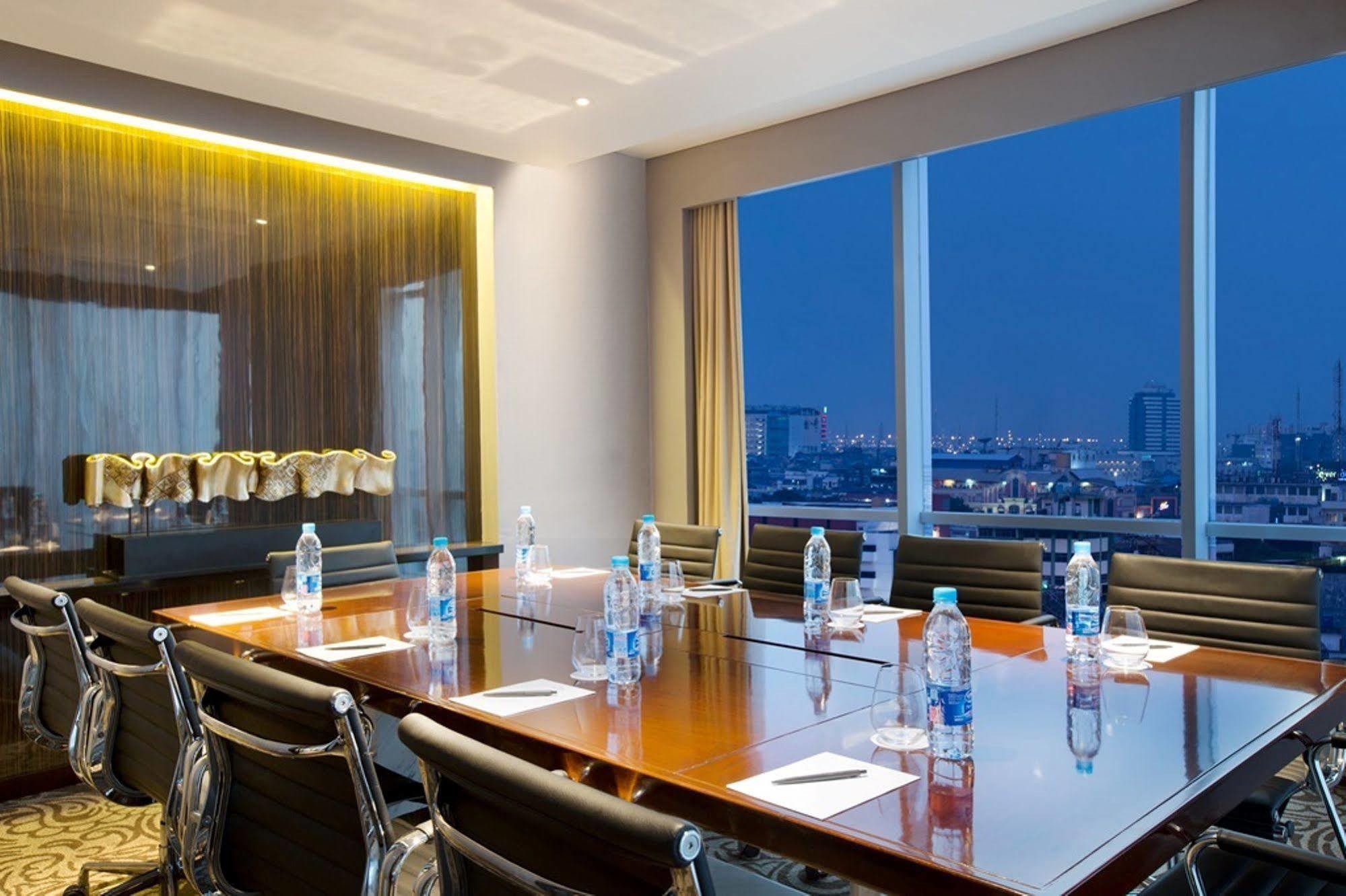 Hotel Santika Premiere Hayam Wuruk Jakarta Ngoại thất bức ảnh