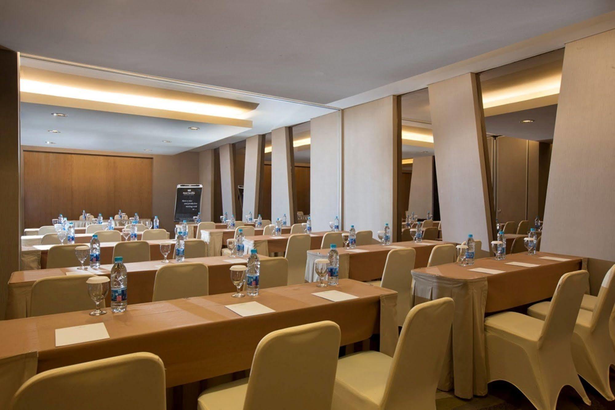 Hotel Santika Premiere Hayam Wuruk Jakarta Ngoại thất bức ảnh